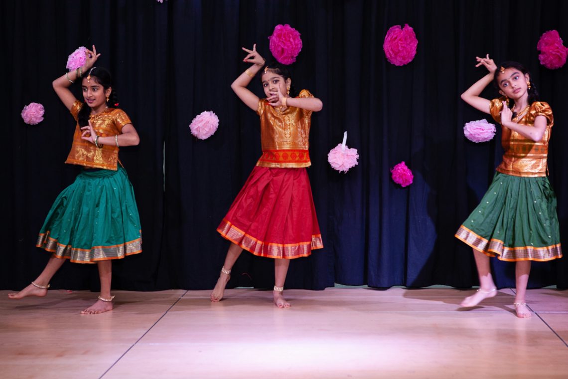 Bollywood Dance performances in Reading, Berkshire